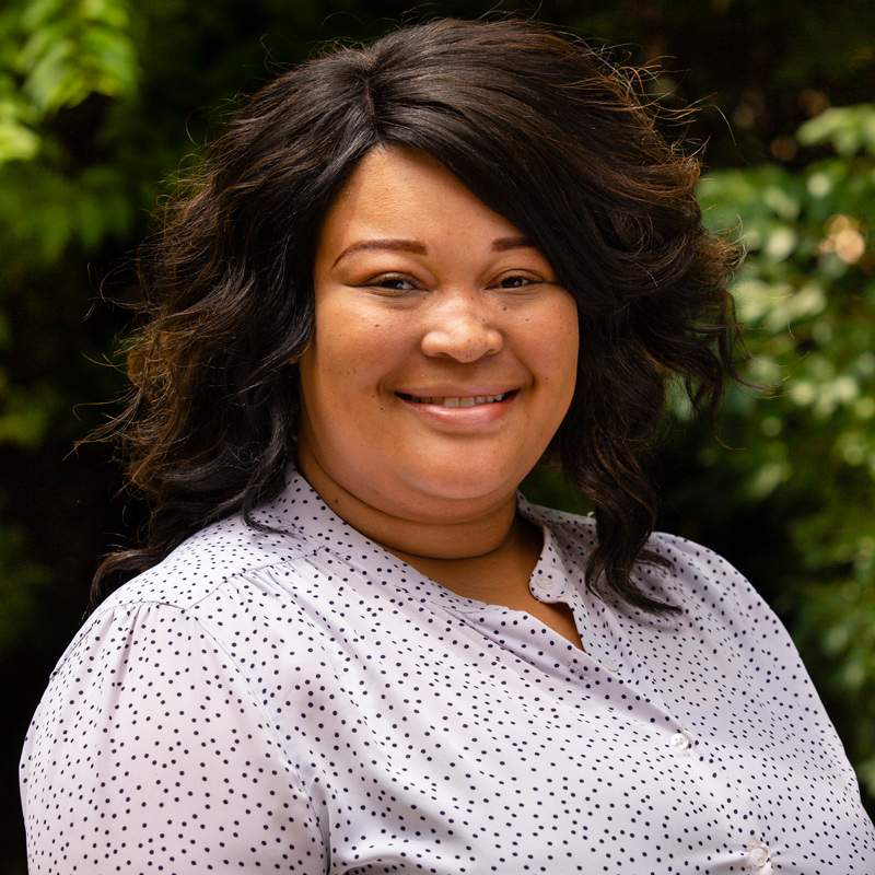 Headshots-Shirley_Allen-Cropped-2